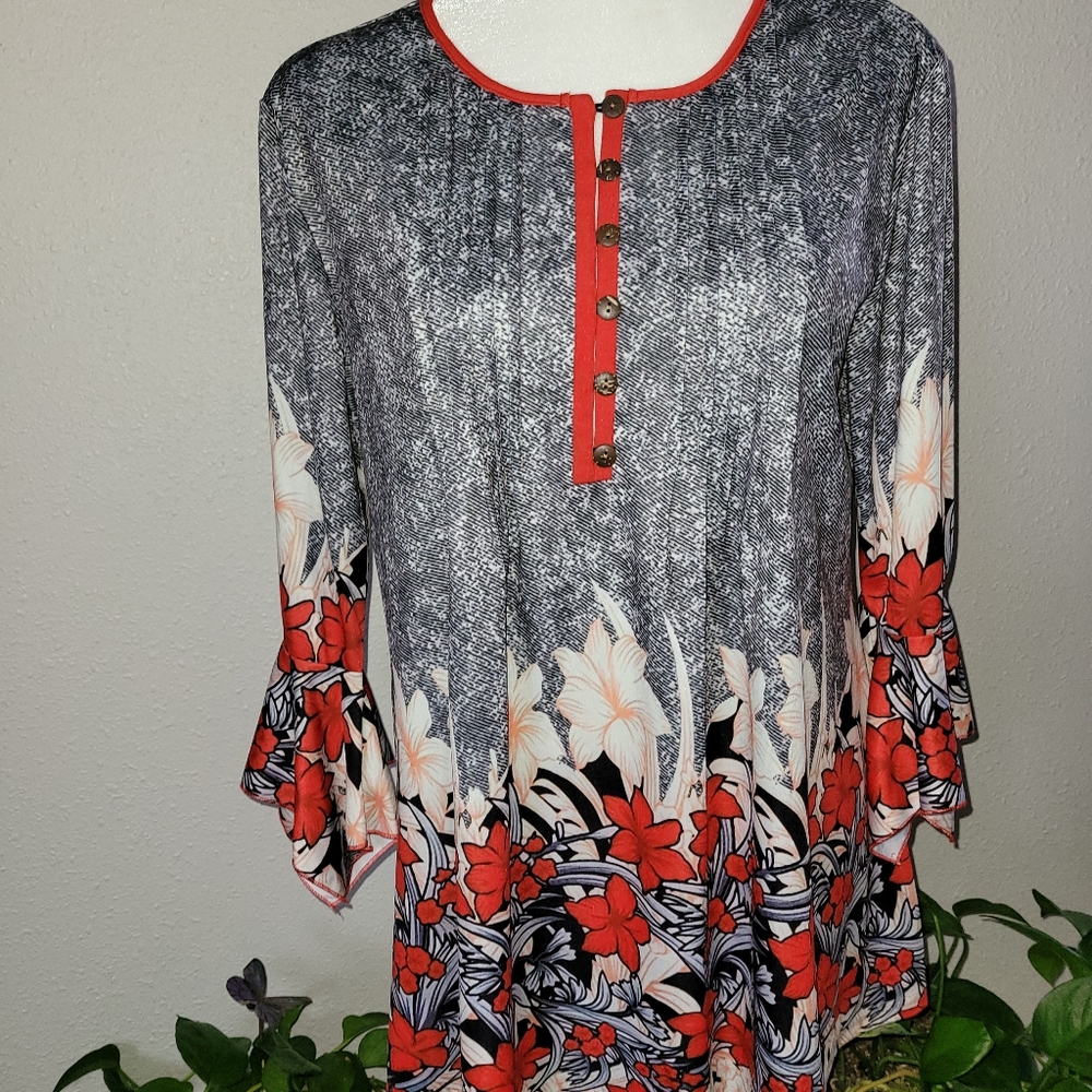 Women's  blouse